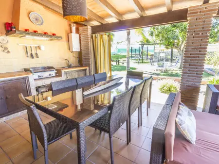 Villa familiale avec piscine privée, jardin sécurisé - Photo 20