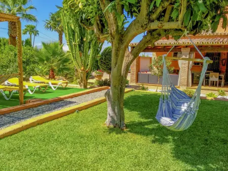 Villa familiale avec piscine privée, jardin sécurisé - Photo 28
