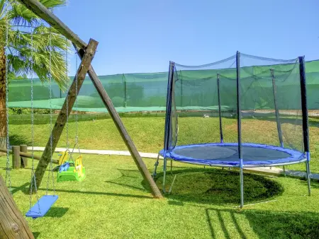 Villa familiale avec piscine privée, jardin sécurisé - Photo 30