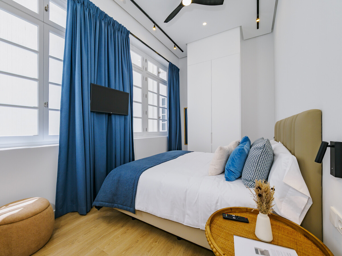 Studio moderne 29 m² centre Málaga, réservé adultes - Photo 2