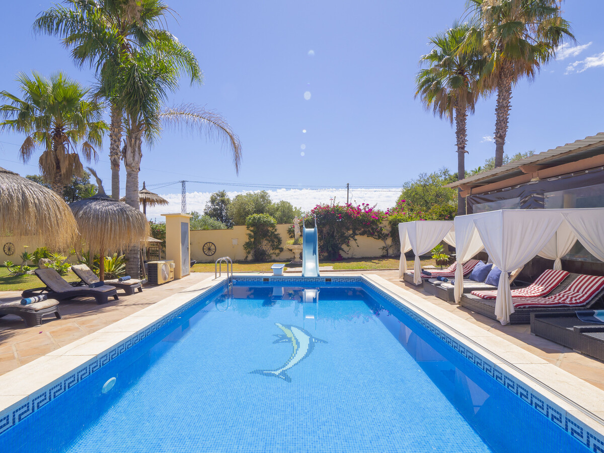 Villa 14 personnes, piscine chauffée et jacuzzis - Photo 5