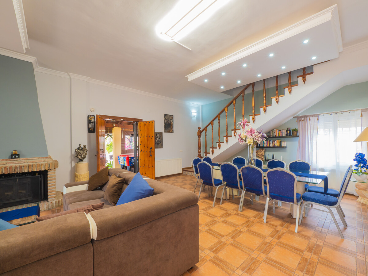 Villa 14 personnes, piscine chauffée et jacuzzis - Photo 25