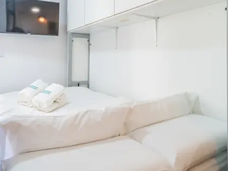 Studio 38 m² vue mer directe et accès plage à Benalmádena : photo 16