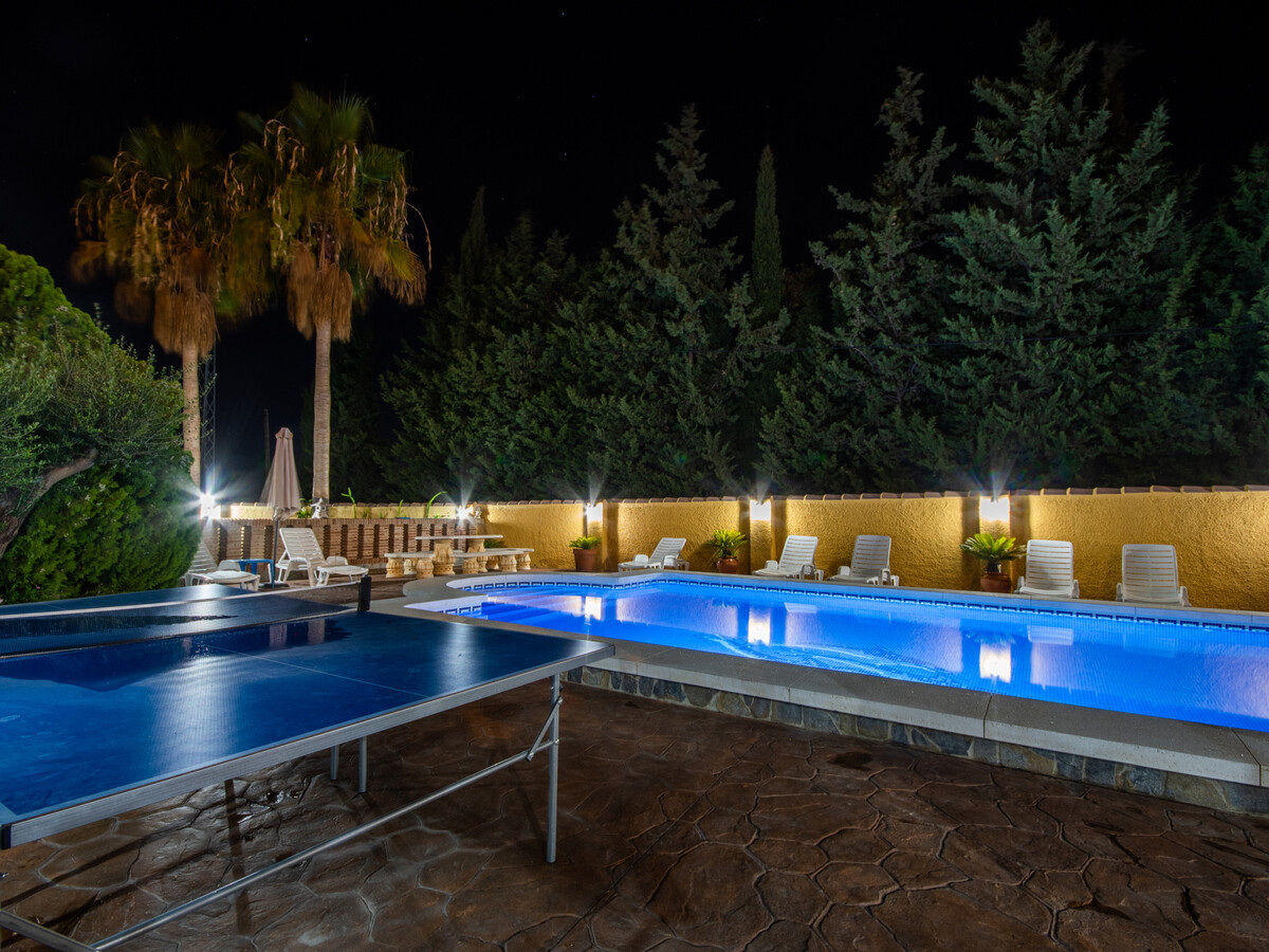 Villa 4 chambres, piscine 9x5m et terrain de jeux à Alhaurín - Photo 3