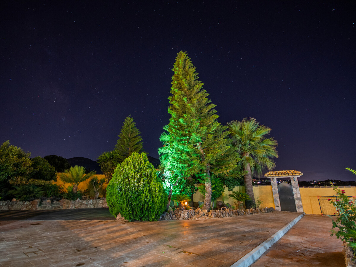Villa 4 chambres, piscine 9x5m et terrain de jeux à Alhaurín - Photo 11