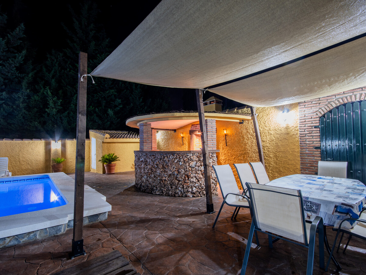 Villa 4 chambres, piscine 9x5m et terrain de jeux à Alhaurín - Photo 15