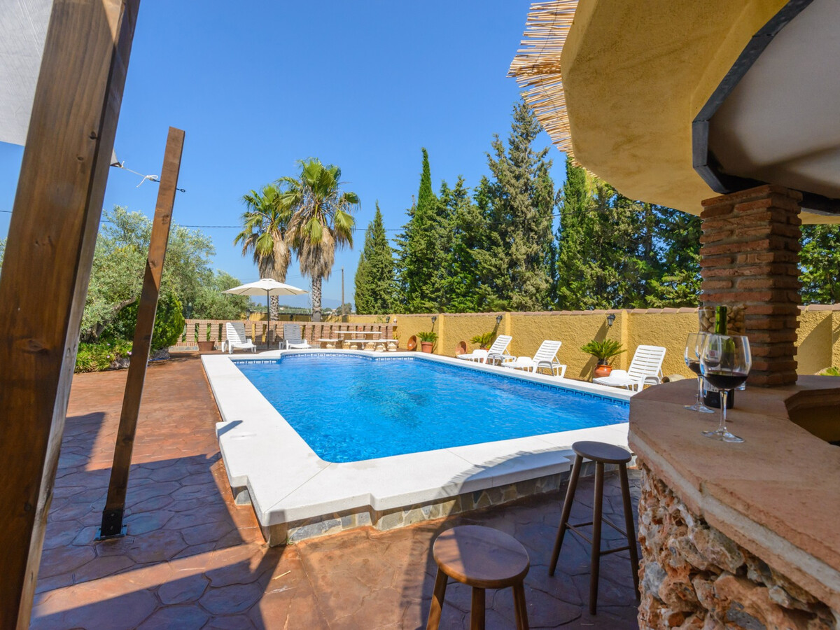 Villa 4 chambres, piscine 9x5m et terrain de jeux à Alhaurín - Photo 19