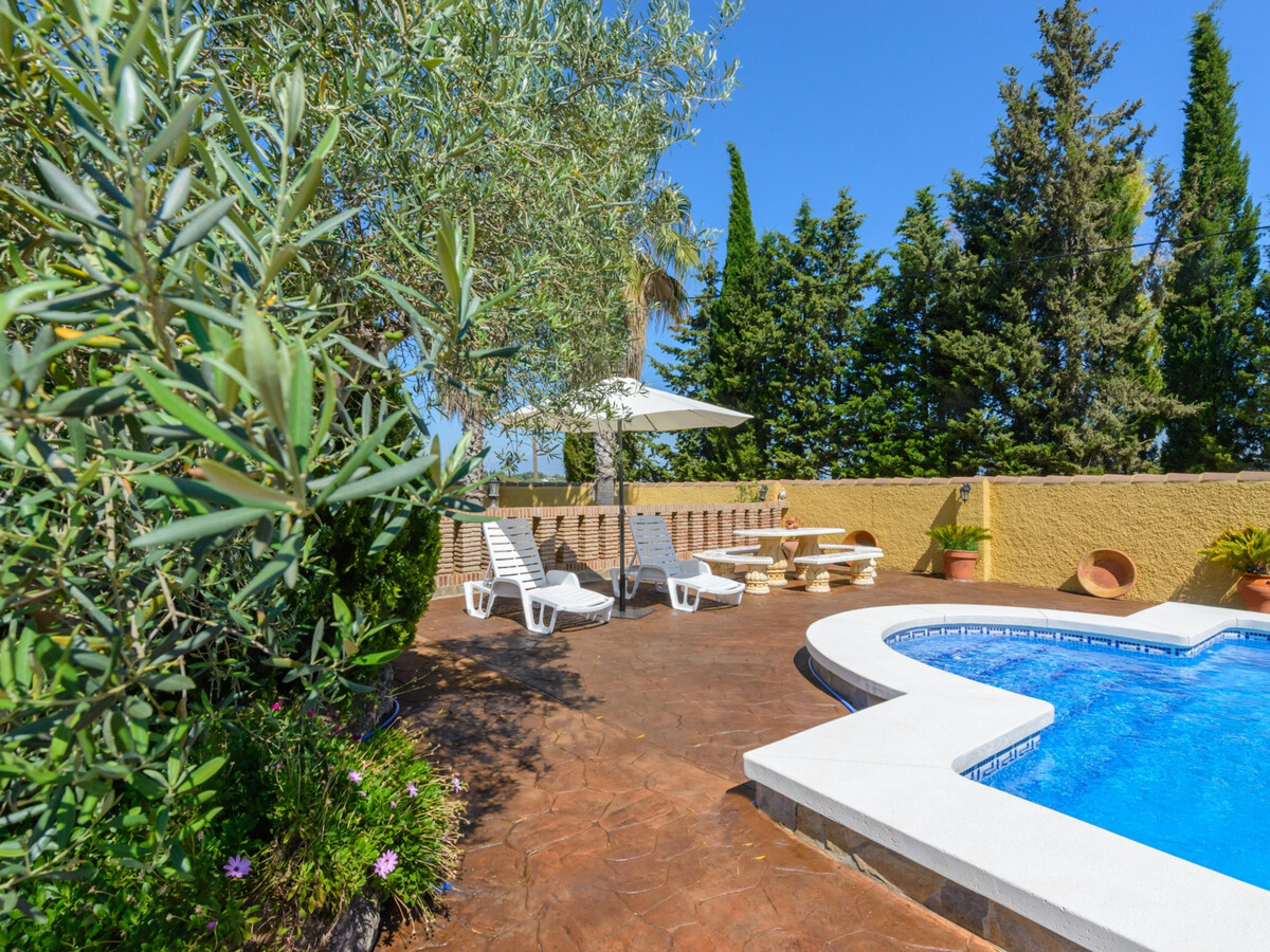 Villa 4 chambres, piscine 9x5m et terrain de jeux à Alhaurín - Photo 22