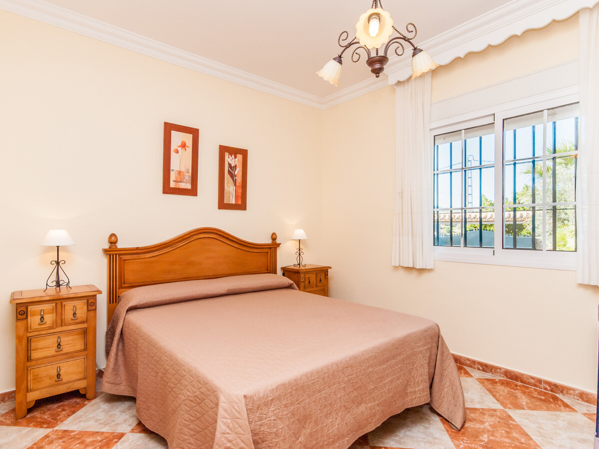 Villa 4 chambres, piscine 9x5m et terrain de jeux à Alhaurín - Photo 33