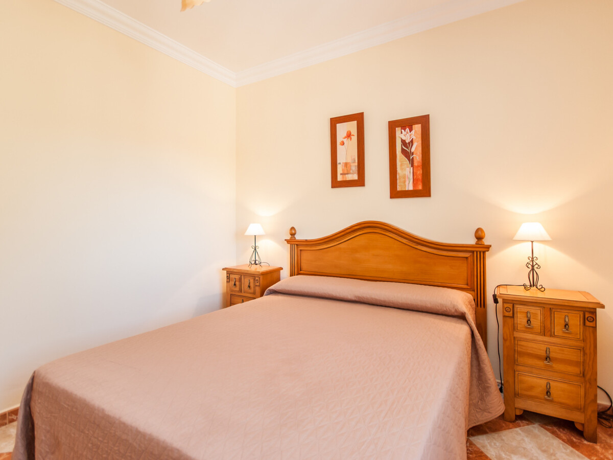 Villa 4 chambres, piscine 9x5m et terrain de jeux à Alhaurín - Photo 34
