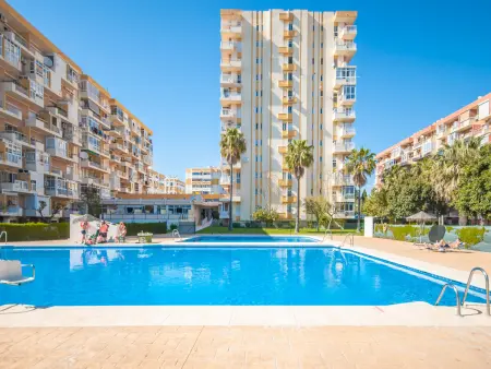 Appartement rénové vue mer à Benalmádena, 4 piscines : photo 4