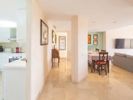 Appartement 170 m² à Elviria, 3 ch., balcon mer, 3 piscines : photo 7