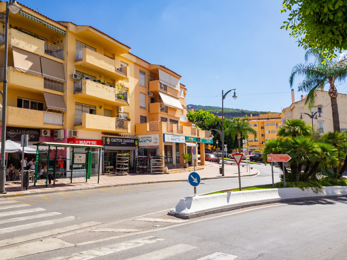 Attique moderne avec jacuzzi à Alhaurín el Grande - Photo 35