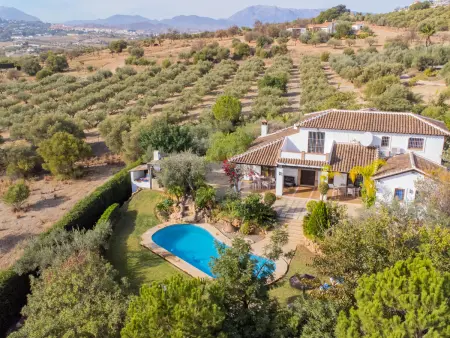 Gîte 14 pers., 5 chambres, piscine 12x5m à Alhaurín : photo 5