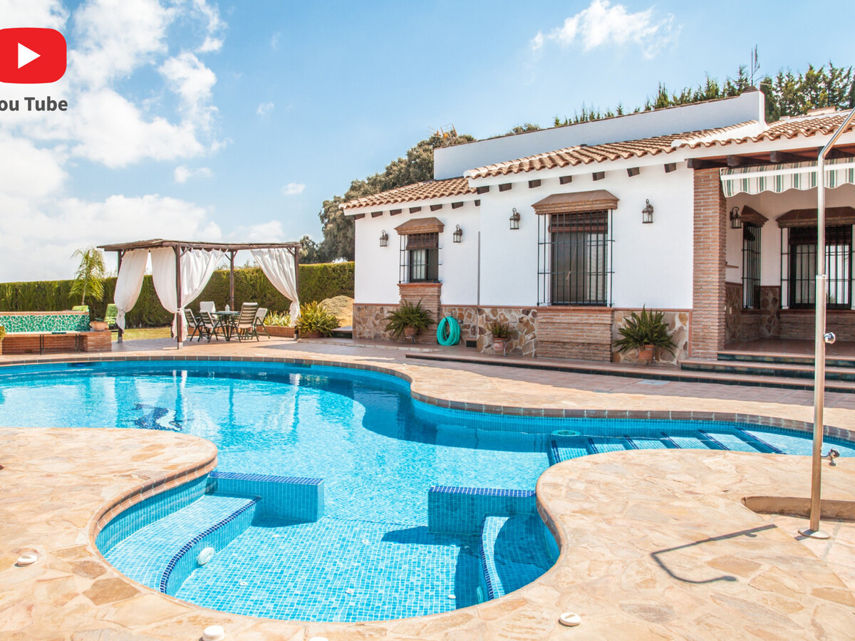 Villa 3 chambres, piscine 11x5m et jardin à Alhaurín el Grande - Photo 2