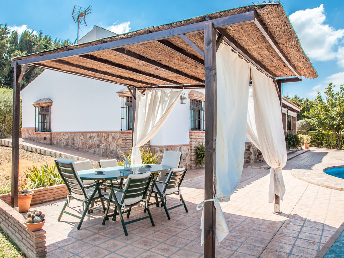 Villa 3 chambres, piscine 11x5m et jardin à Alhaurín el Grande - Photo 9