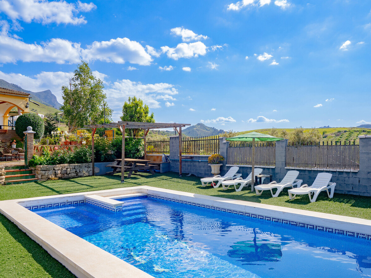 Gîte Ardales avec piscine privée 4x8m, 5 pers. - Photo 5
