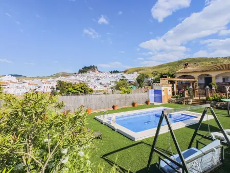 Location gite à Ardales, Escapade à Ardales avec piscine privée pour 6 personnes