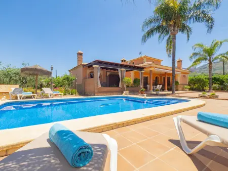 Location gite à Alhaurín el Grande, Maison proche de Malaga avec piscine privée pour 6 personnes