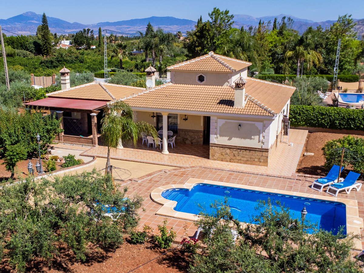 Finca Las Tinajas de la Dehesilla - 6 pers., piscine - Photo 2