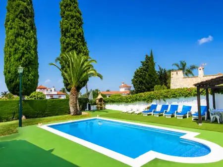 Location ensoleillée à Alhaurín de la Torre avec piscine privée - Photo 4
