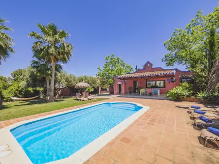 Location gite à Alhaurín de la Torre, Gîte rural avec piscine privée et climatisation, proche de Lauro Golf