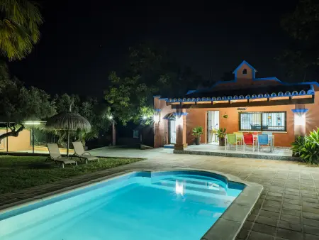 Gîte 6 pers. piscine privée à 200m de Lauro Golf : photo 8