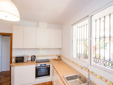 Villa familiale avec piscine privée chauffée et près de la plage à Malaga - Photo 21