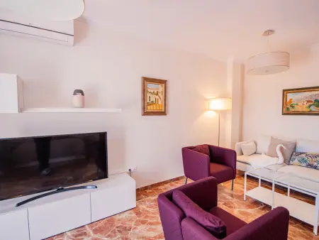 Villa familiale avec piscine privée chauffée et près de la plage à Malaga - Photo 25