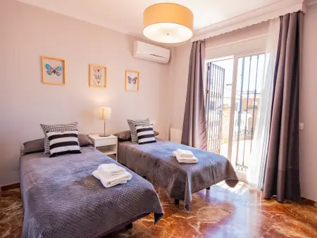 Villa familiale avec piscine privée chauffée et près de la plage à Malaga - Photo 29