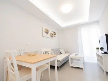 Appartement moderne 4 personnes à 200m du métro : photo 2