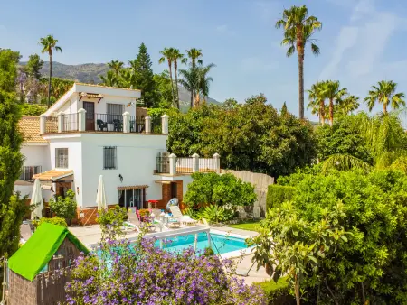 Maison spacieuse à Alhaurín, piscine privée et confort moderne - Photo 2