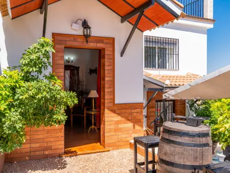 Maison spacieuse à Alhaurín, piscine privée et confort moderne - Photo 5