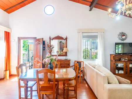 Maison spacieuse à Alhaurín, piscine privée et confort moderne - Photo 11