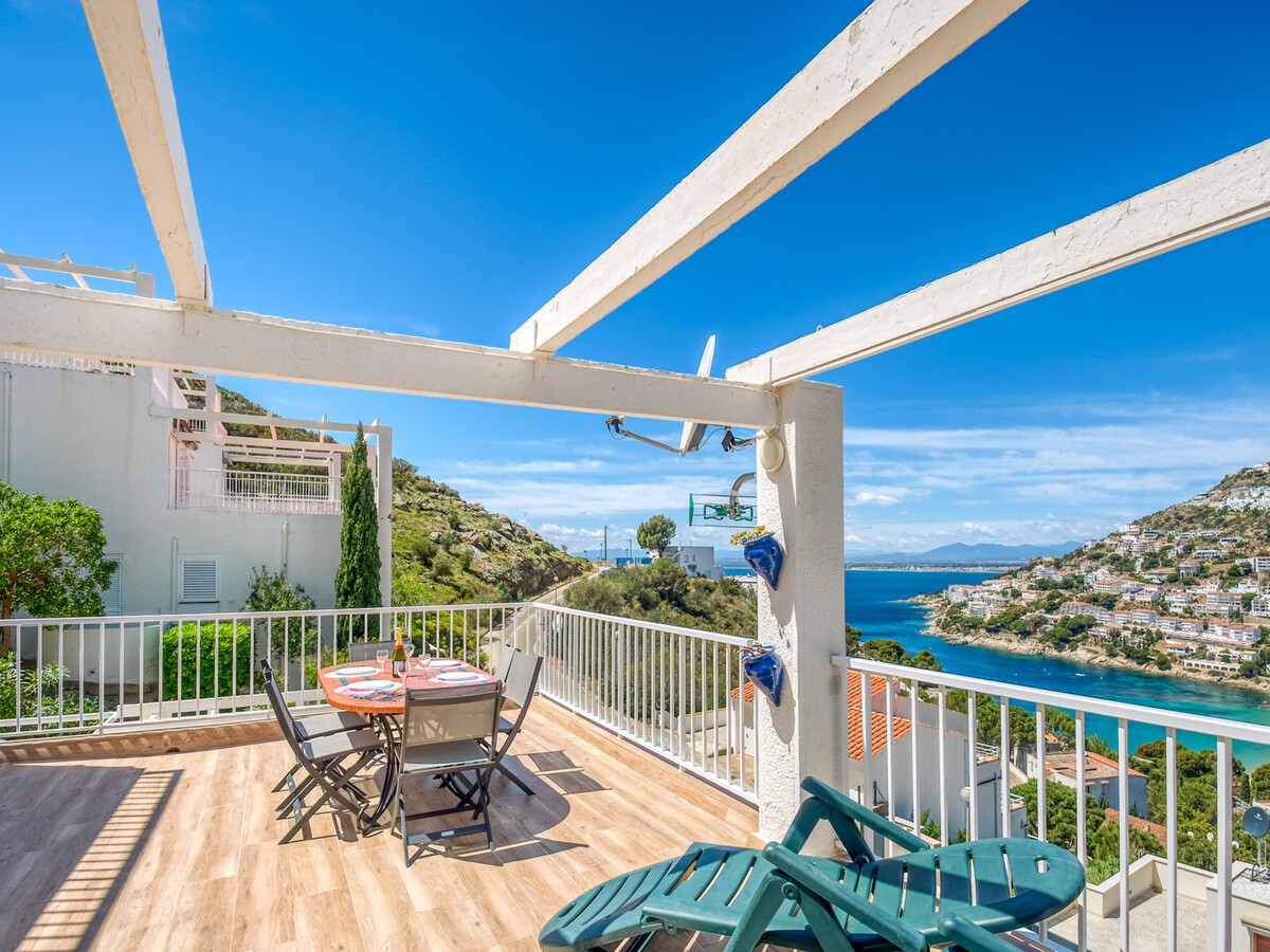 Appartement vue mer à Roses avec grande terrasse 38m² - Photo 1