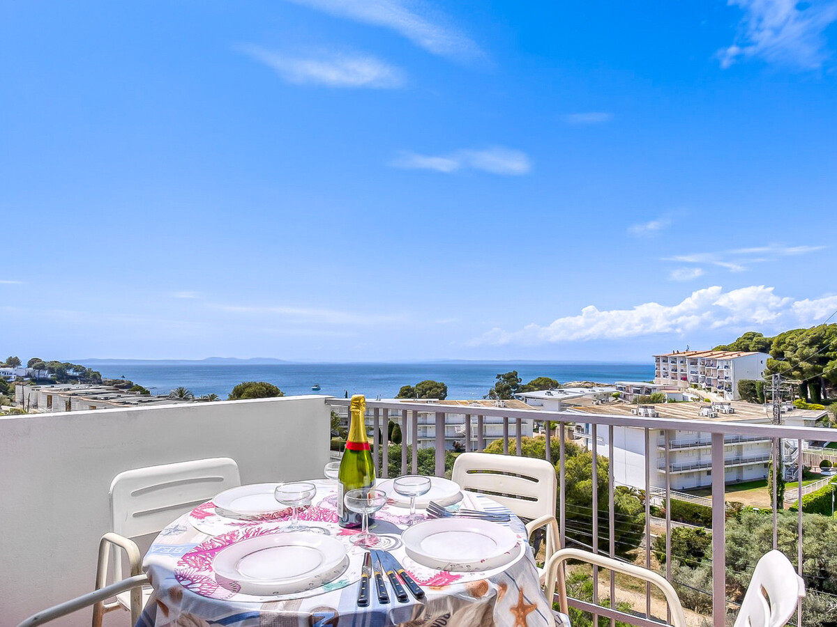 Appartement 2 chambres avec terrasse mer à Roses - Photo 2