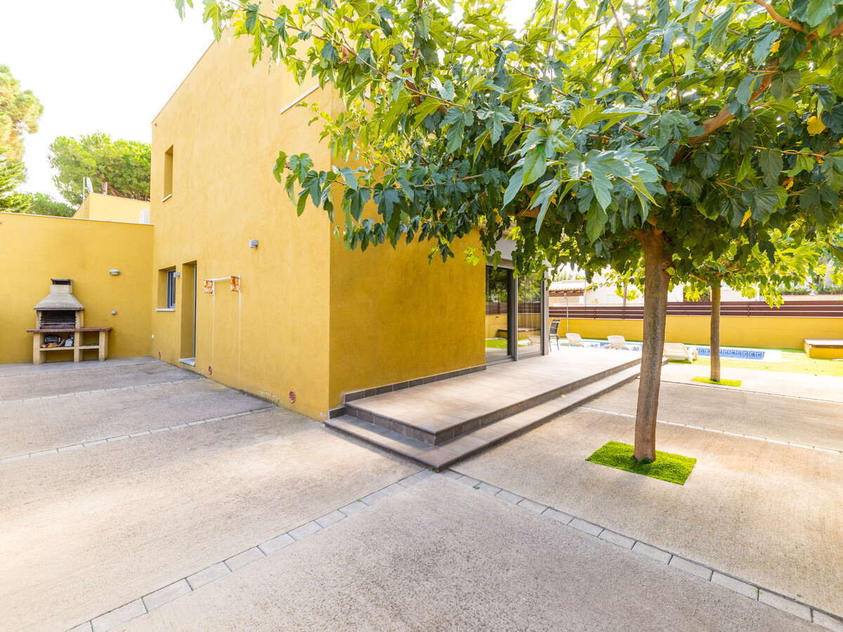 Villa 8 pers. piscine privée, 600 m plage Riells - Photo 3