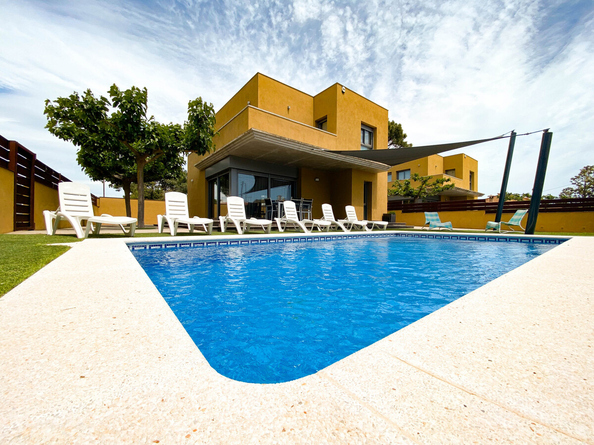 Villa 8 pers. piscine privée, 600 m plage Riells - Photo 5