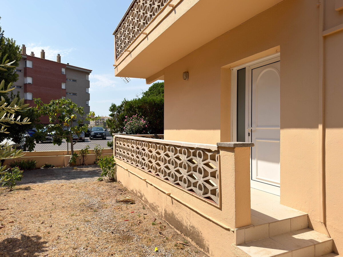 Appartement 2 chambres rénové, 2 min de la plage à L'Escala - Photo 22