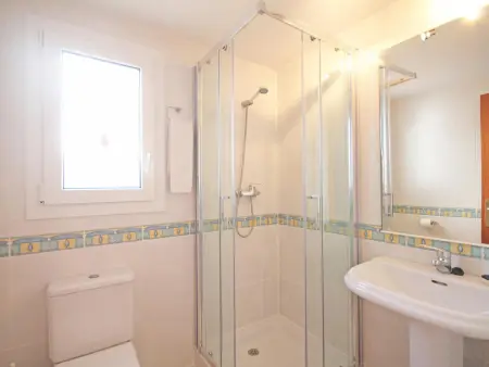 Maison à L'Escala avec piscine privée, proche plage - Photo 7