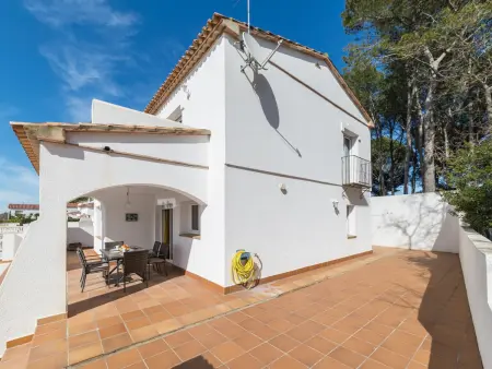 Maison à L'Escala avec piscine privée, proche plage - Photo 12