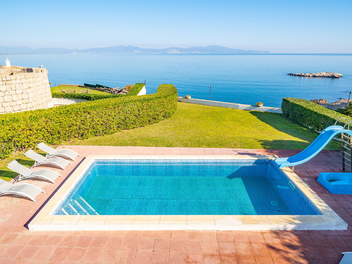 Maison familiale avec jardin et piscine privée à L'Escala - Photo 1