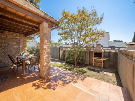 Maison accueillante à 5 min de la plage avec jardin pour 6 personnes à L'Escala - Photo 3