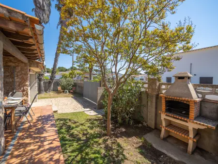 Maison accueillante à 5 min de la plage avec jardin pour 6 personnes à L'Escala - Photo 4