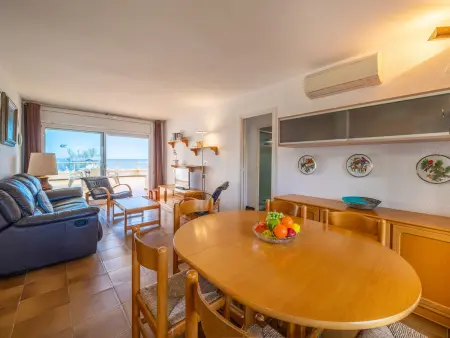 Appartement front de mer avec piscine à L'Escala : photo 4
