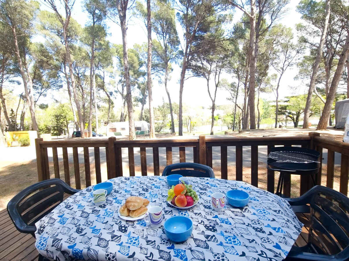 Bungalow 2 chambres au Camping Lacus, 100 m de la plage - Photo 4