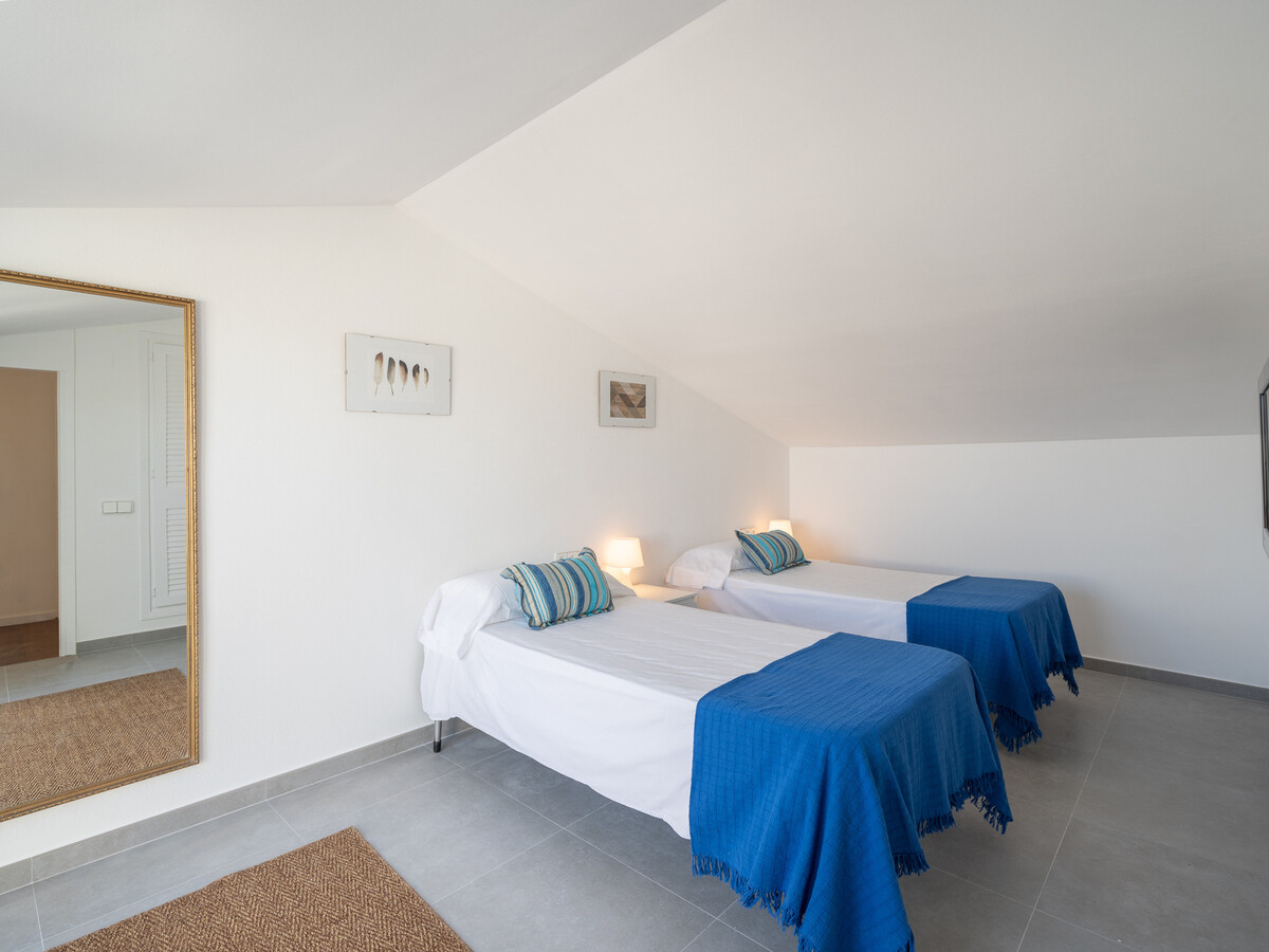 Appartement 6 pers. vue port L'Escala, 2 étages - Photo 13