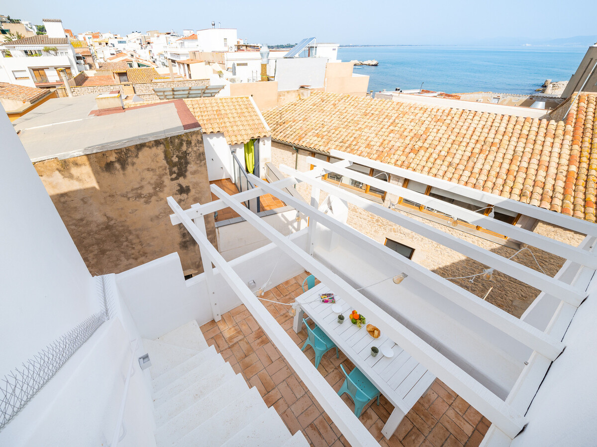 Duplex moderne avec terrasse, toit vue mer à L'Escala - Photo 6