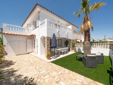 Location villa à L'Escala, Belle maison à LEscala, 3 ch., 2 terrasses, piscine communautaire lété