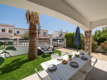 Villa 3 ch. à L'Escala, 12 min plage, 2 terrasses - Photo 2